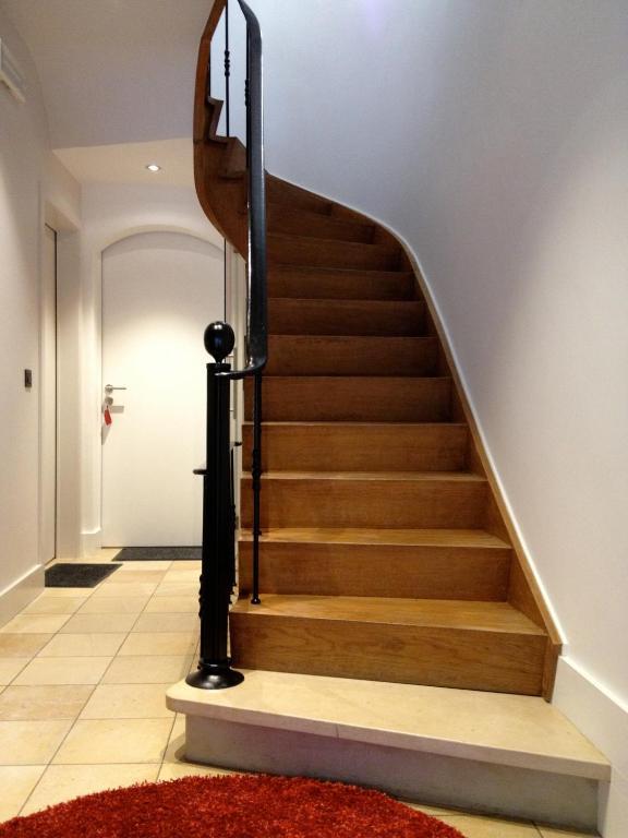 Guesthouse Au Coin De La Rue Malmedy Bagian luar foto